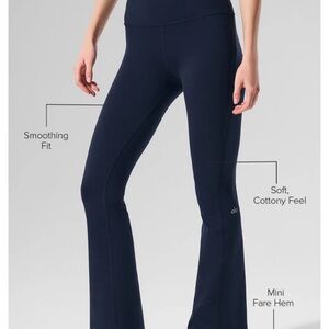 Women's Navy Flare Yoga Pants